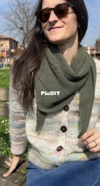 An Italian Spring Shawlette by An Italian Knitter - Free
