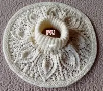 Knitted scarf