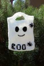 Ashley Ross- Ghost Trick or Treat Bag- Free