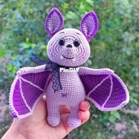 Amigurushka Gifts - Tatiana Sheremetyeva / Tatyana Sheremeteva - The Bat