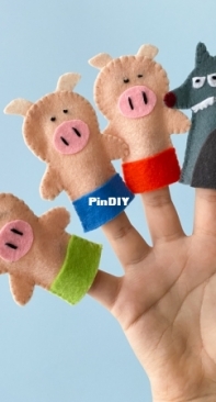 Miss Felt Designs - The Three Little Pigs Finger Puppets - Free