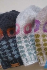 Hortensia Beanie by Catharina Duden - Ducathi - English