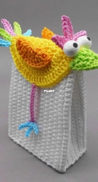 SomethinksDesign - Nicole Kanzler - Gift Bag Colorful Bird - Geschentüte Bunter Vogel - German