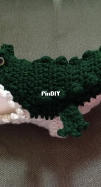 iCrochet - Stacie71 - Stacie L Ratcliff - Adult Alligator Slipper Socks