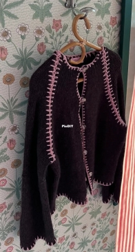 Crochet Cardi by Nanna Burmeister - Deima Knitwear