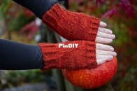 Harvest Moon MItts by Karen Bledsoe - Hissy Stitch Designs