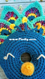 Oodles of Crochet Crafts - Rachel Zain - Doughnut Buddies - Peacock