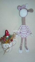 Crochet giraffe