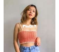 Love Crafts - Calm Homemade - Abby Davies -  The Iris Crop Top - Free