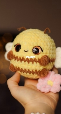 Magic Filament - Lysenko Crochet - Tatiana / Tatyana Lysenko - Bee