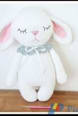 Amalou Designs - Marielle Maag - Mia the Little Bunny - Translated - Russian