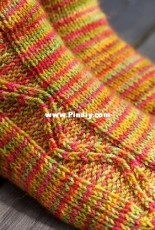 Zigzagular Socks by Susie White-Free