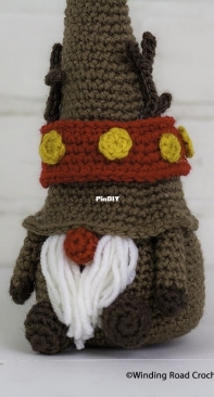 Winding Road Crochet - Lindsey Dale - Reindeer Gnome - Free