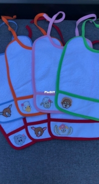 bibs animals