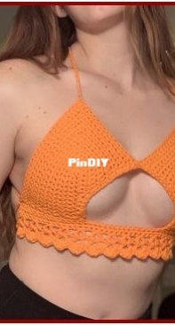 PassioKnitGoods - Kelsie Beckham - Scalloped Peekaboob Top