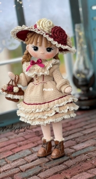 Esradesigns61 - Esra Satır - Josephine Doll - Boneca Josefina - Portuguese - Translated
