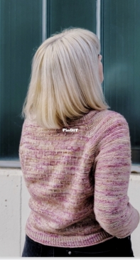 Seed sweater by Soraya García - Spanish