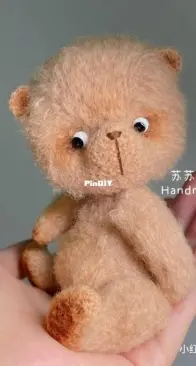 Su Su Jun Handmade - Fluffy Bear - Chinese - Free