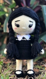 Spikey Mermaid Crafts - Jessy Wayles - Wednesday Addams