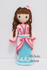 Little Bamboo Handmade - TS Min - Cheryl In Ball Gown And Traditional Costume - Russian - Translated - Free