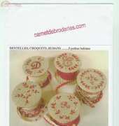 Carnet de broderies - Dentelles, croquets , rubans