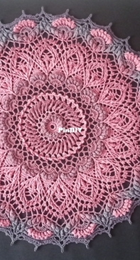 Nelly Klos - Barbie Doily - English