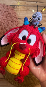 Sienna Handmade - Lilian Sandoval - Mushu - English Translated
