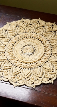 Aki Kasaishi - p.24 Doily