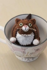Wub Chub Cat Ornament by Button Willow Knits - Free
