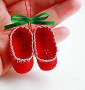 Zoom Yummy -  Mini Slippers - Free