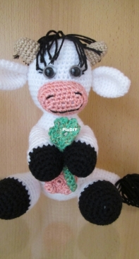 Amigurumi - Sitting Cow