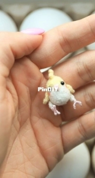 AmigurumiPatternsLV - NansyOops - Anastasia Kirsanova - Miniature Series - Little Parrot