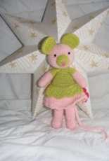 a green mouse
