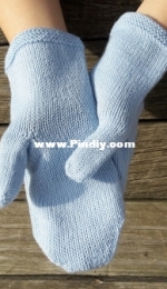 Candy melts Mittens by Silvia Heke mai-Free