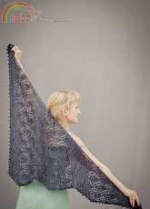 Letes Knits-Seiklus Shawlette by Justyna Lorkowska