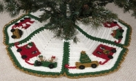 Crochet Memories - Cylinda D Mathews - 0732 - North Pole Express Tree Skirt