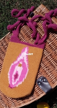 Bleu Tick Crochet - Krysta Mallory - Vag Bag