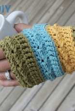 The Hookeraholic Crochet - Shannon Kilmartin - The SOMO Fingerless Gloves