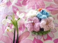 Mothers day knitty brooch - Claire Garland - Free