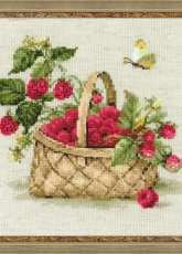 Riolis 1448 Basket with Raspberries