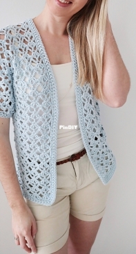 Coffee and Crocheting - Emilia Johansson - Tulip Lace Cardigan - Free