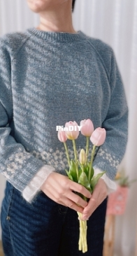 Sansuguk Sweater by Eunmee Jeon - English