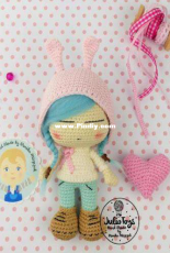 Julisiowo - Julio Toys - Monika Miszczuk - Julia With Bunny Cap - Spanish - Translated