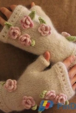 Isolde White-Hands Mittens by Lanja Sámsdóttir -Eng-Free
