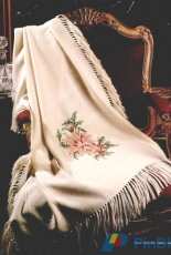 Poinsettia Afghan from Leisure Arts Vol 2 Christmas Keepsakes PCS