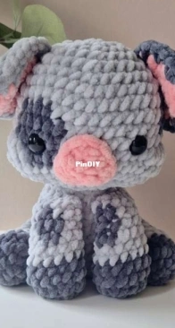 Sweet Fluffy Stitches - Jay / Jade Mooney - Nani the Pig