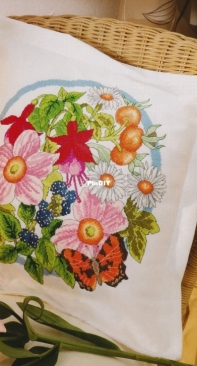 Autumn Fruits - Autumn Cushion by Amanda Gregory from Cross Stitch Gold 69 XSD
