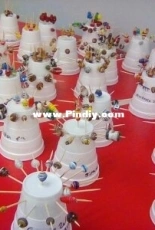 Recycled boxes into pretty beads
