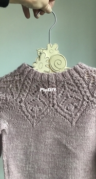 Sylvestries child sweater by Anne B Hanssen