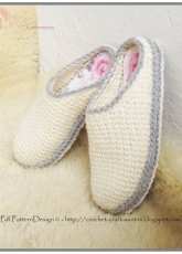 Sophie and Me - Ingunn Santini - Crochet Knit White Slipper Clogs